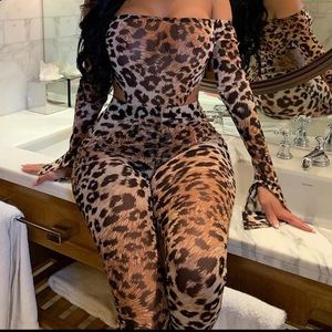 Feeling sexy matching set !